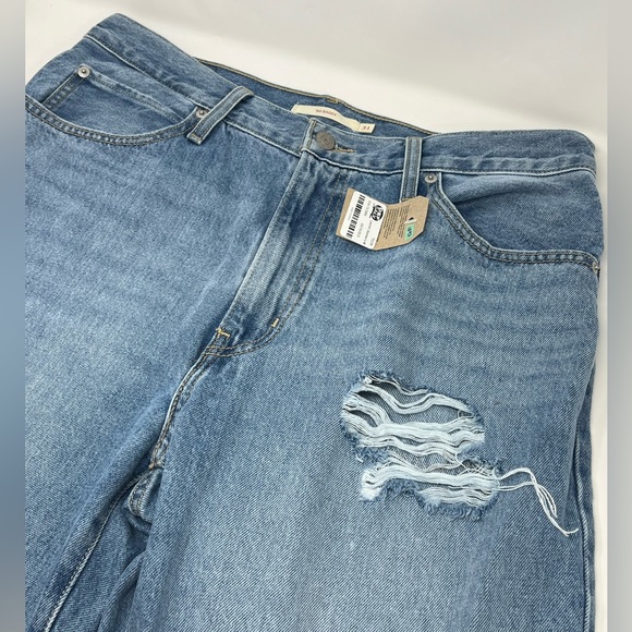Size 31 Women’s Levi’s Jeans #1847 - Picture 3 of 13